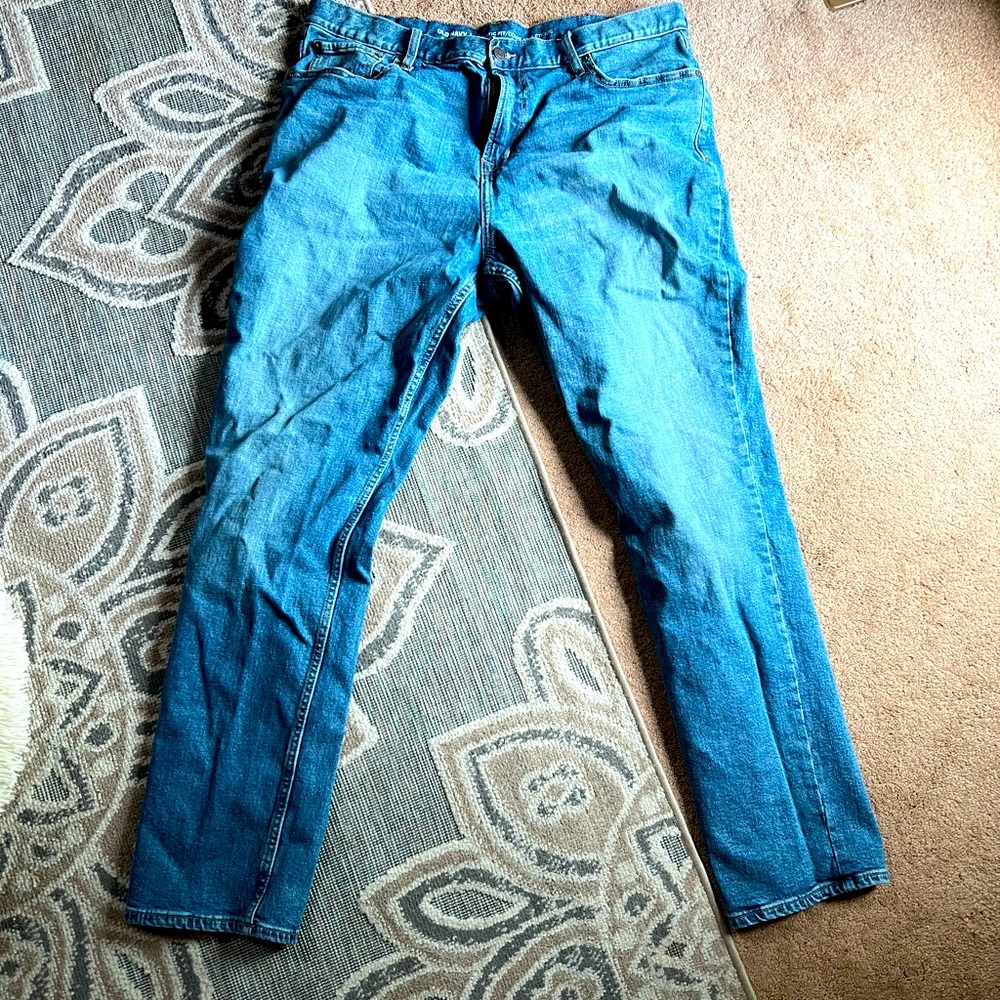 Old Navy bootcut jeans. Mens size 38w.